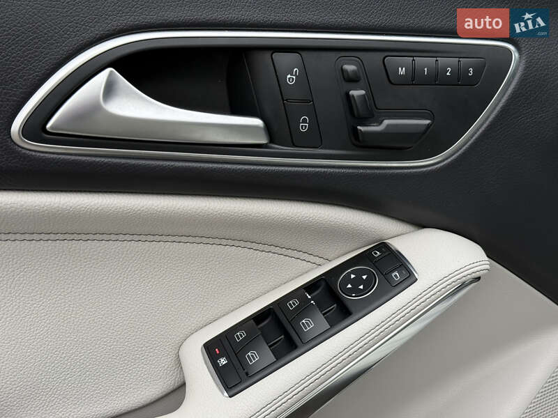 Седан Mercedes-Benz CLA-Class 2014 в Киеве