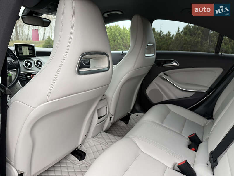 Седан Mercedes-Benz CLA-Class 2014 в Киеве