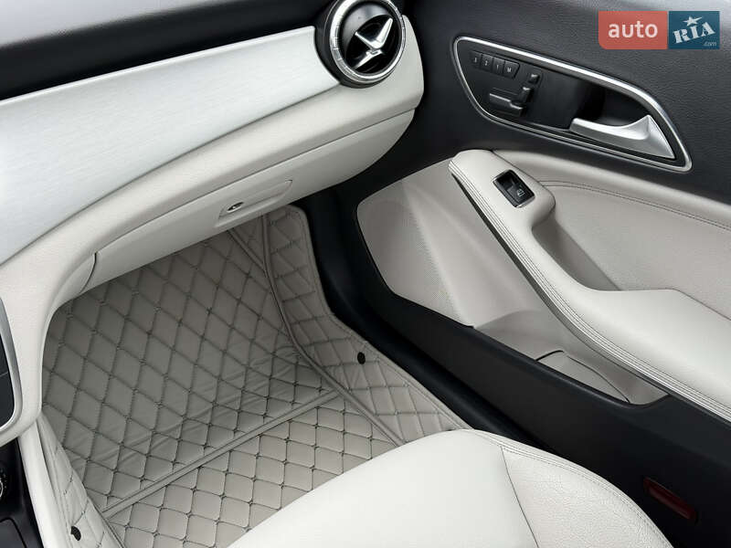 Седан Mercedes-Benz CLA-Class 2014 в Киеве