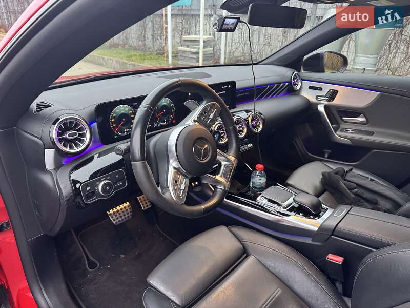 Седан Mercedes-Benz CLA-Class 2019 в Києві фото 10 Седан Mercedes-Benz CLA-Class 2019 в Києві