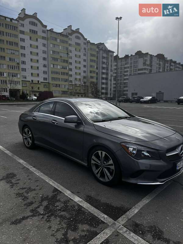 Седан Mercedes-Benz CLA-Class 2017 в Ивано-Франковске