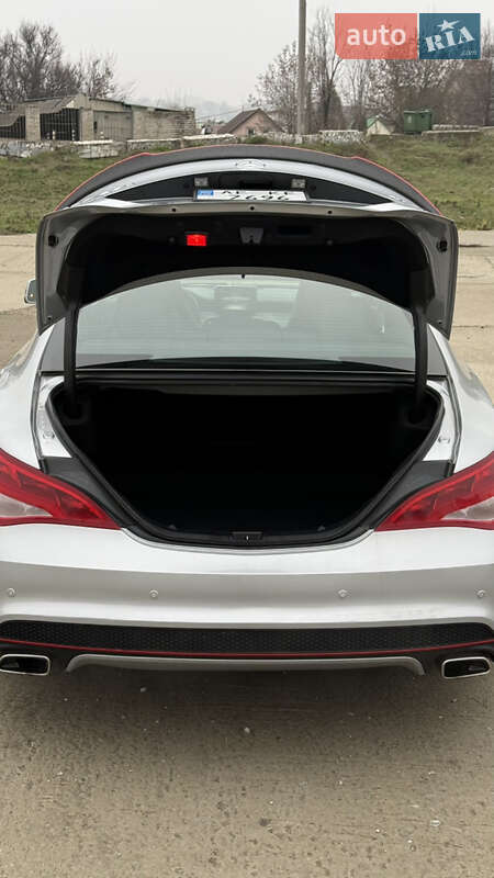 Седан Mercedes-Benz CLA-Class 2015 в Днепре