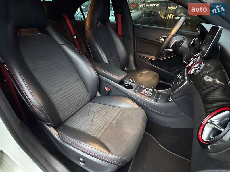 Седан Mercedes-Benz CLA-Class 2014 в Киеве