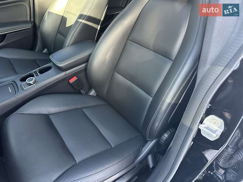 Седан Mercedes-Benz CLA-Class 2013 в Києві