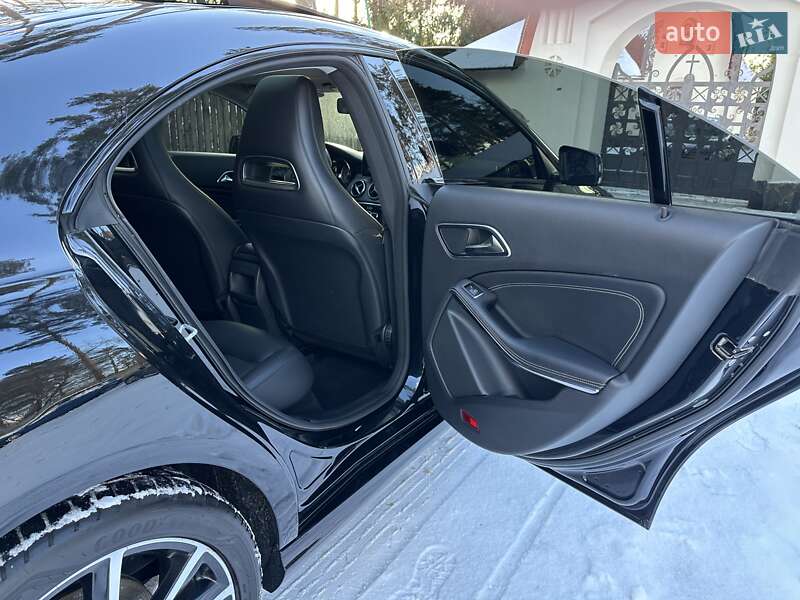 Седан Mercedes-Benz CLA-Class 2013 в Києві