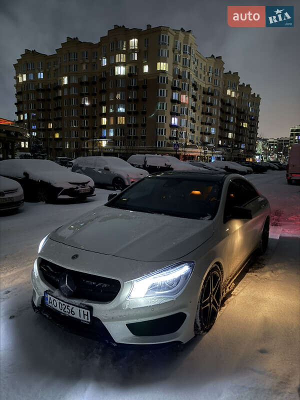 Седан Mercedes-Benz CLA-Class 2014 в Киеве