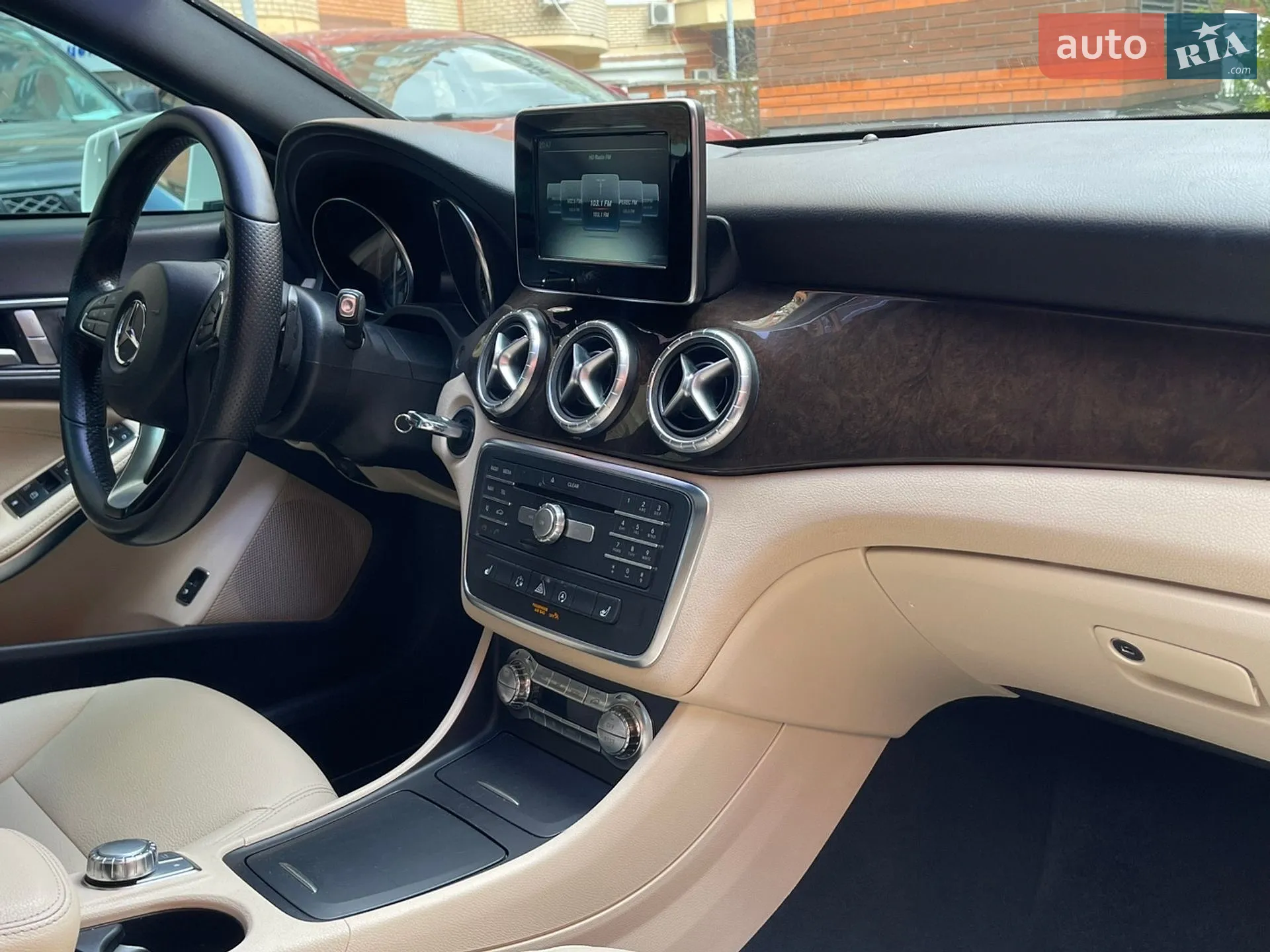 2015 Mercedes-Benz CLA-klasse - мініатюра 93