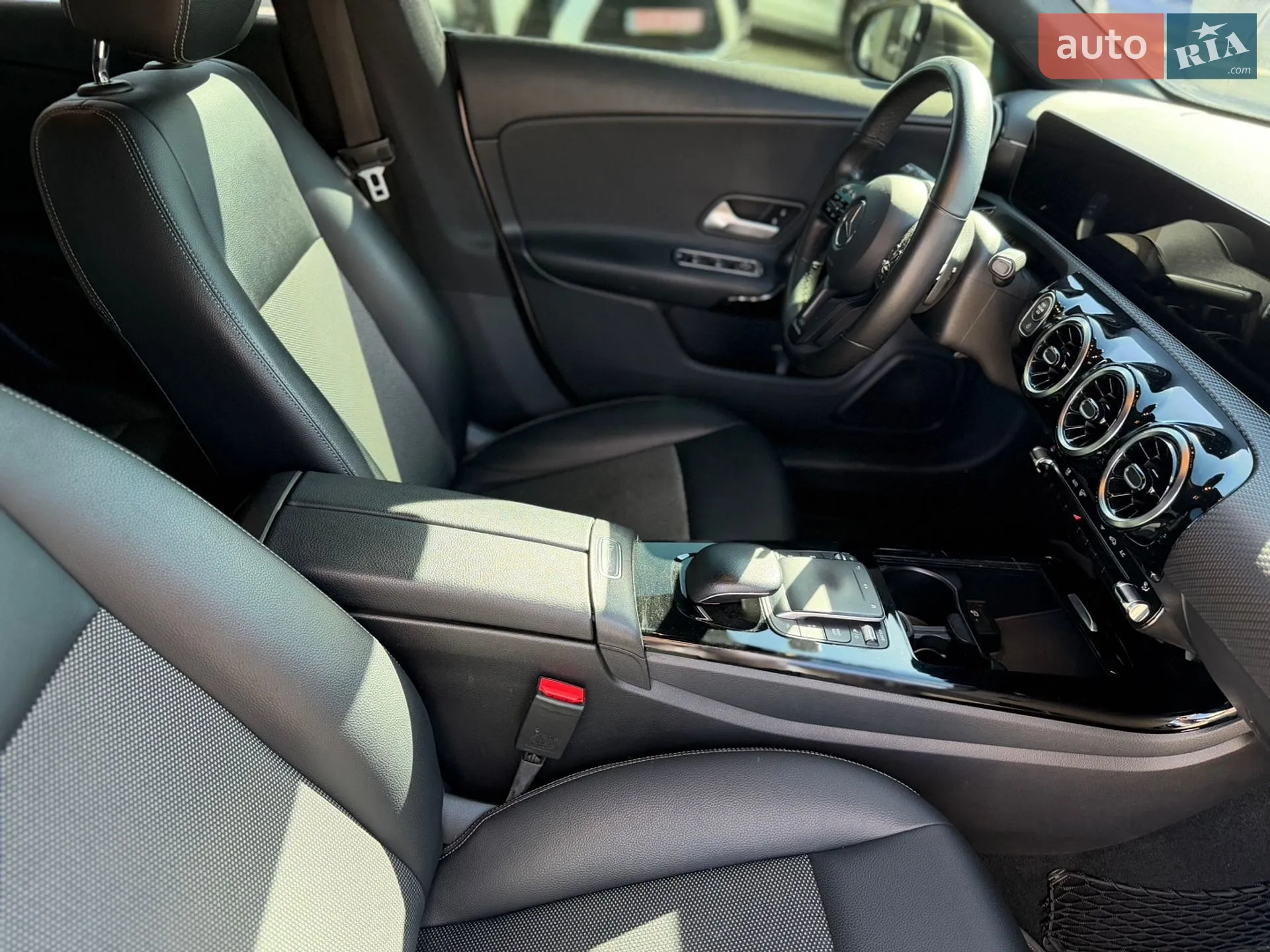 2019 Mercedes-Benz CLA-klasse - мініатюра 25