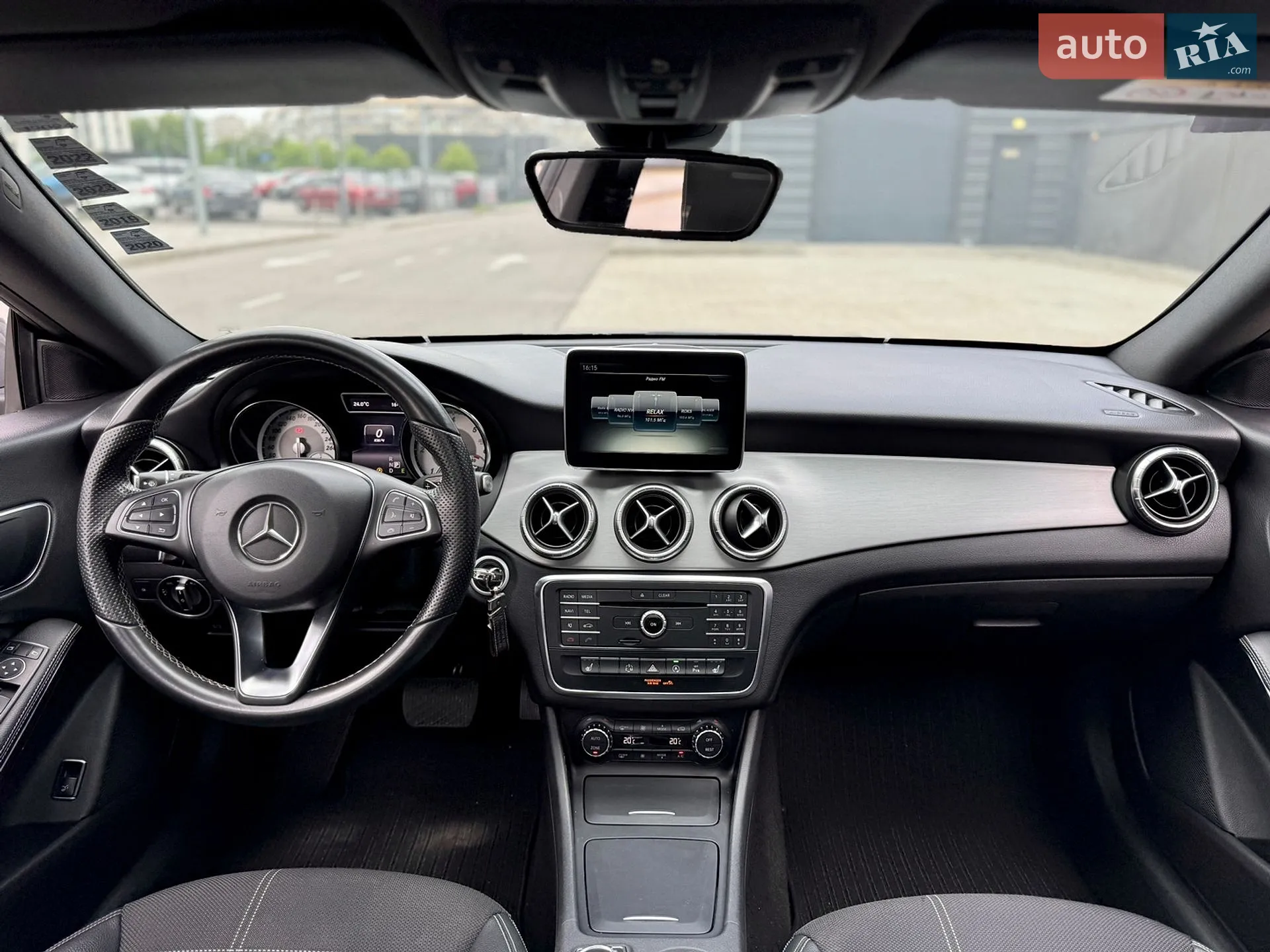 2015 Mercedes-Benz CLA-klasse - мініатюра 24