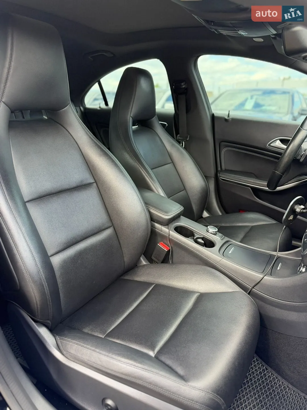 2015 Mercedes-Benz CLA-klasse - мініатюра 27