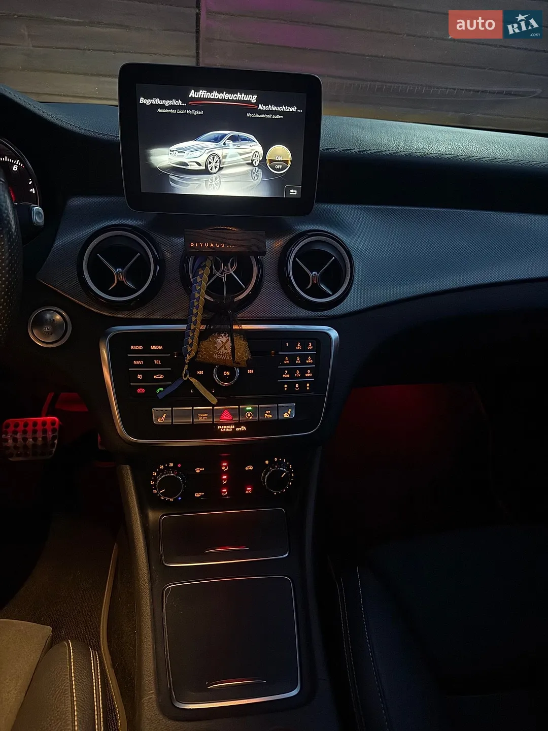 2017 Mercedes-Benz CLA-klasse - мініатюра 10