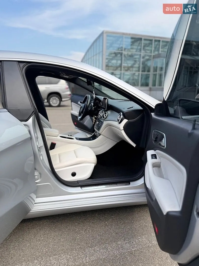 2015 Mercedes-Benz CLA-klasse - мініатюра 17