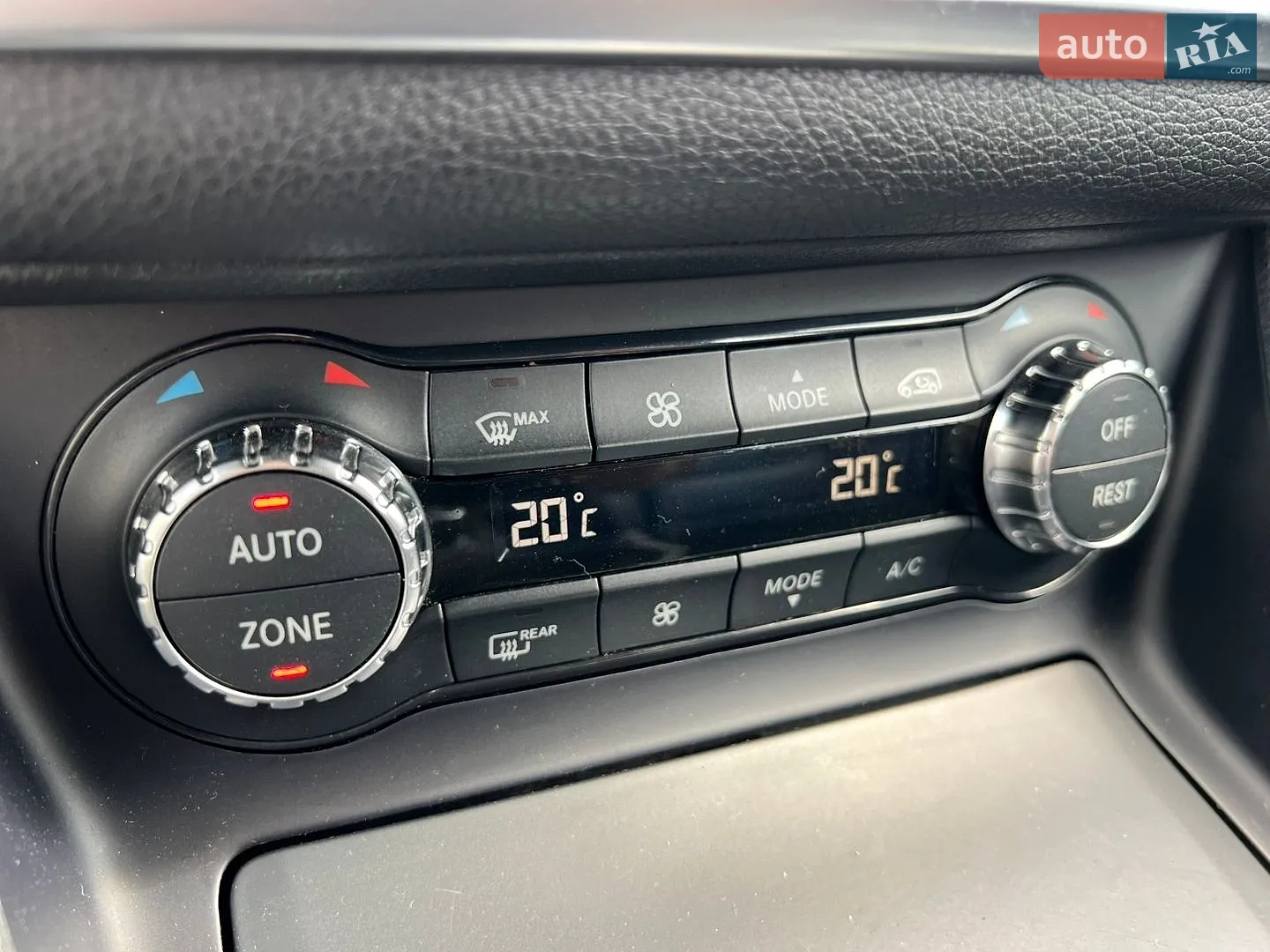2015 Mercedes-Benz CLA-klasse - мініатюра 30