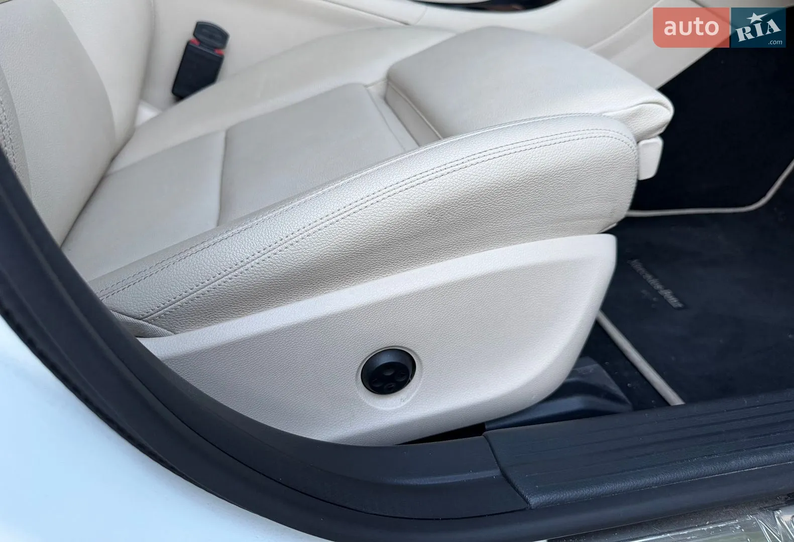 2017 Mercedes-Benz CLA-klasse - мініатюра 53
