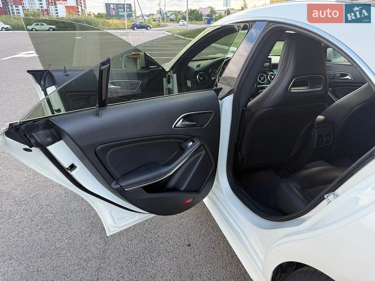 2013 Mercedes-Benz CLA-klasse - мініатюра 11
