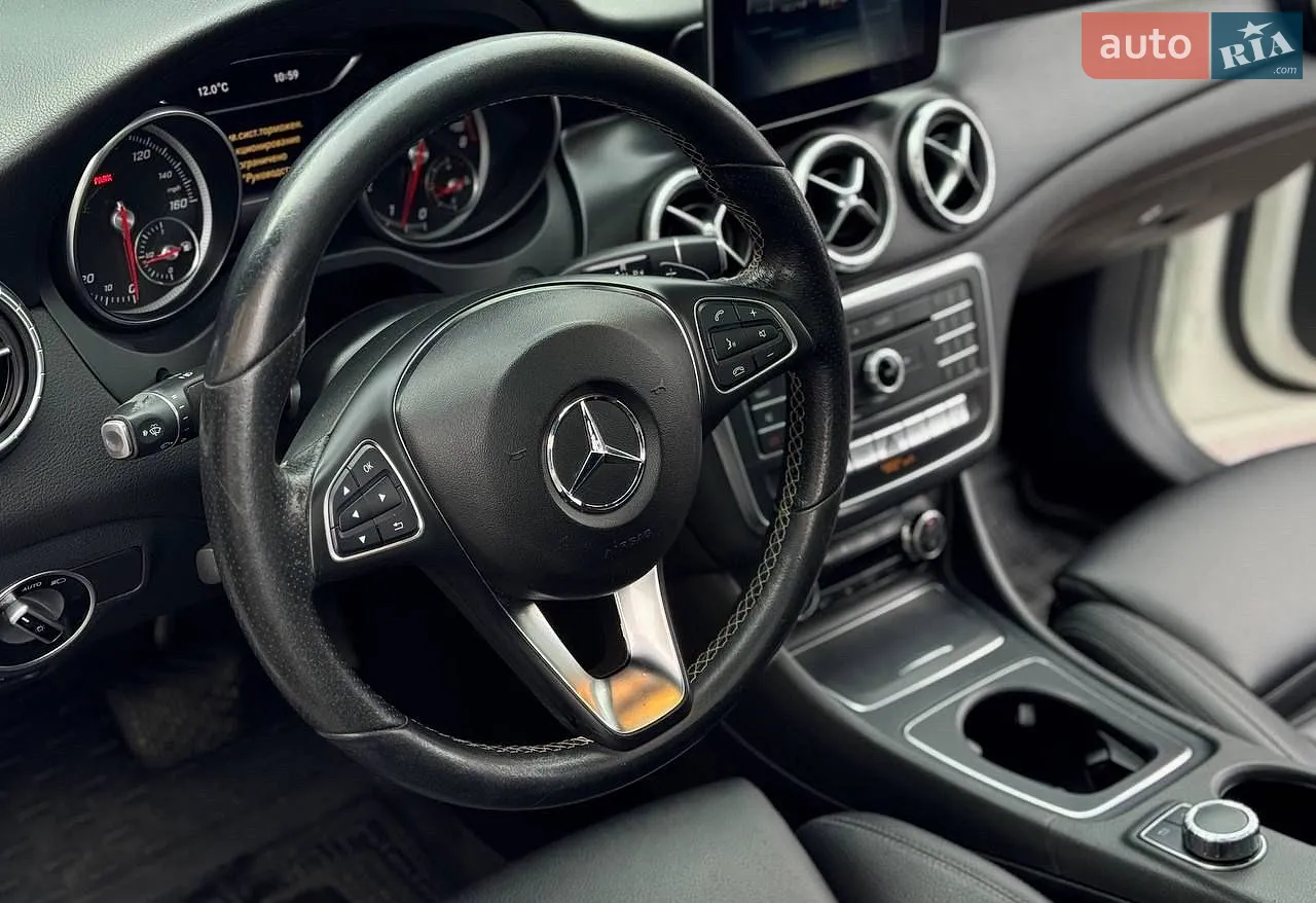 2017 Mercedes-Benz CLA-klasse - мініатюра 8
