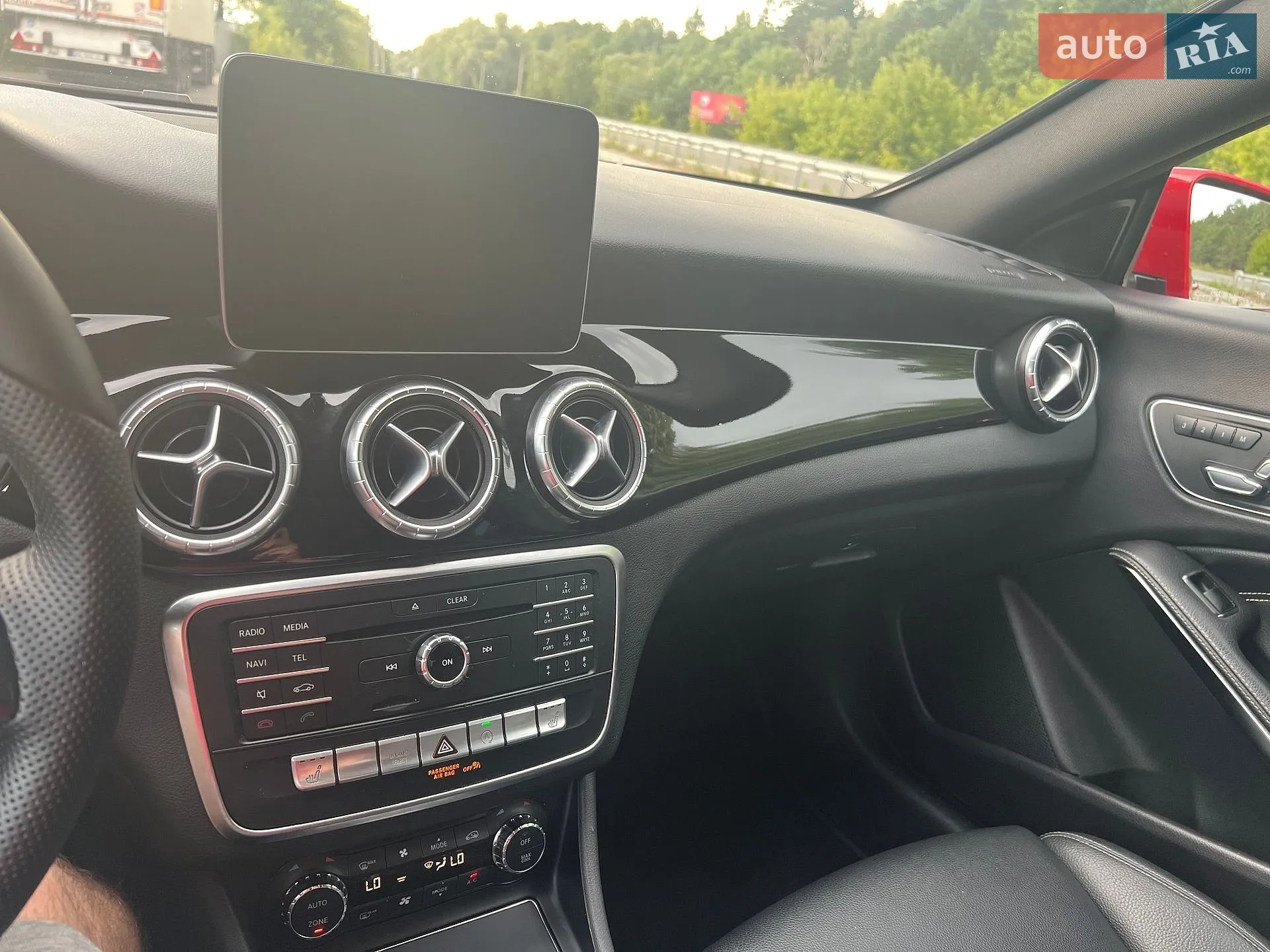 2017 Mercedes-Benz CLA-klasse - мініатюра 14