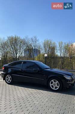 Купе Mercedes-Benz CLC-Class 2009 в 