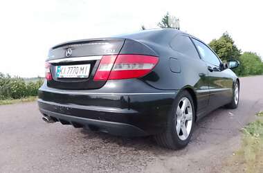 Купе Mercedes-Benz CLC-Class 2009 в Києві