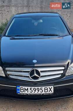 Купе Mercedes-Benz CLC-Class 2009 в 
