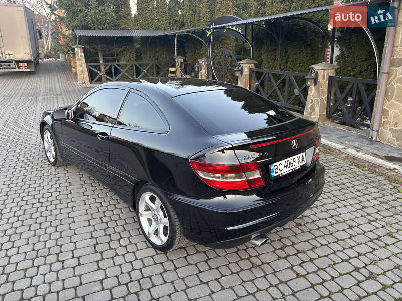Купе Mercedes-Benz CLC-Class 2009 в Дрогобыче