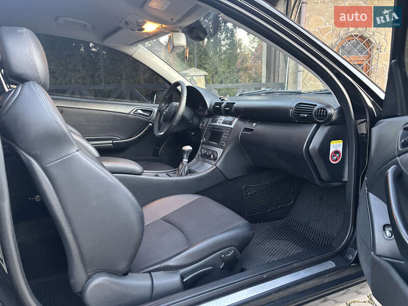 Купе Mercedes-Benz CLC-Class 2009 в Дрогобыче