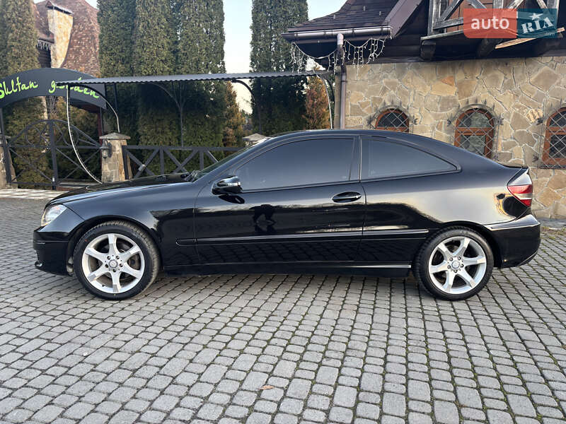 Купе Mercedes-Benz CLC-Class 2009 в Дрогобыче