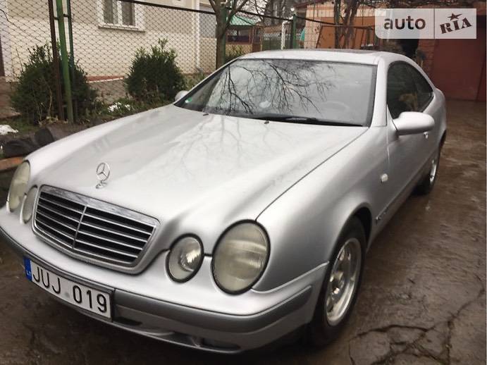 Купе Mercedes-Benz CLK-Class 1998 в Ровно