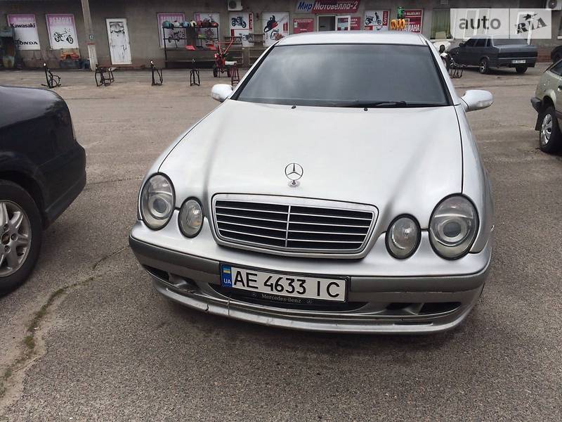Купе Mercedes-Benz CLK-Class 1999 в Кривом Роге