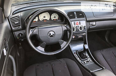 Кабріолет Mercedes-Benz CLK-Class 1999 в Львові