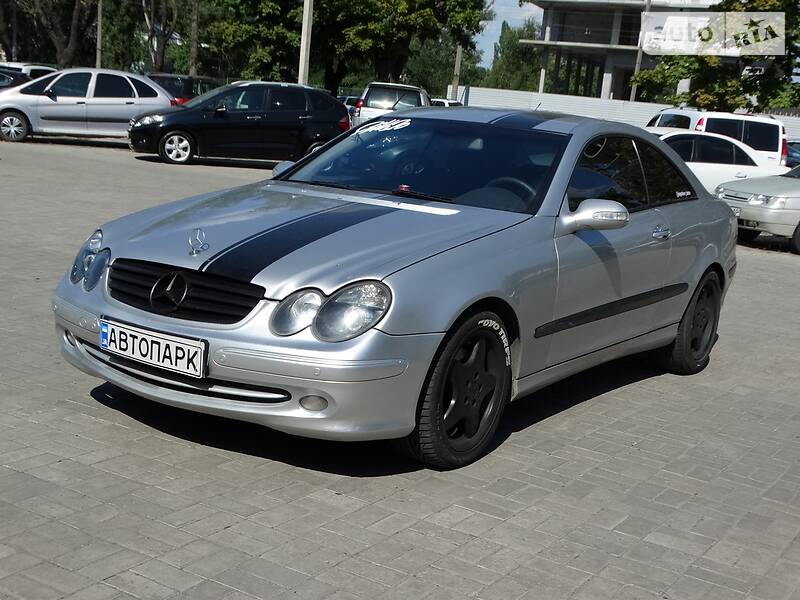 Купе Mercedes-Benz CLK-Class 2002 в Днепре