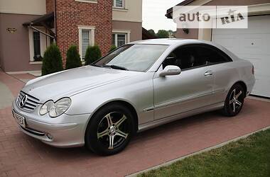 Купе Mercedes-Benz CLK-Class 2004 в Кіцмані