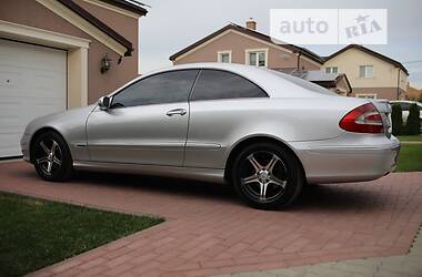 Купе Mercedes-Benz CLK-Class 2004 в Кіцмані