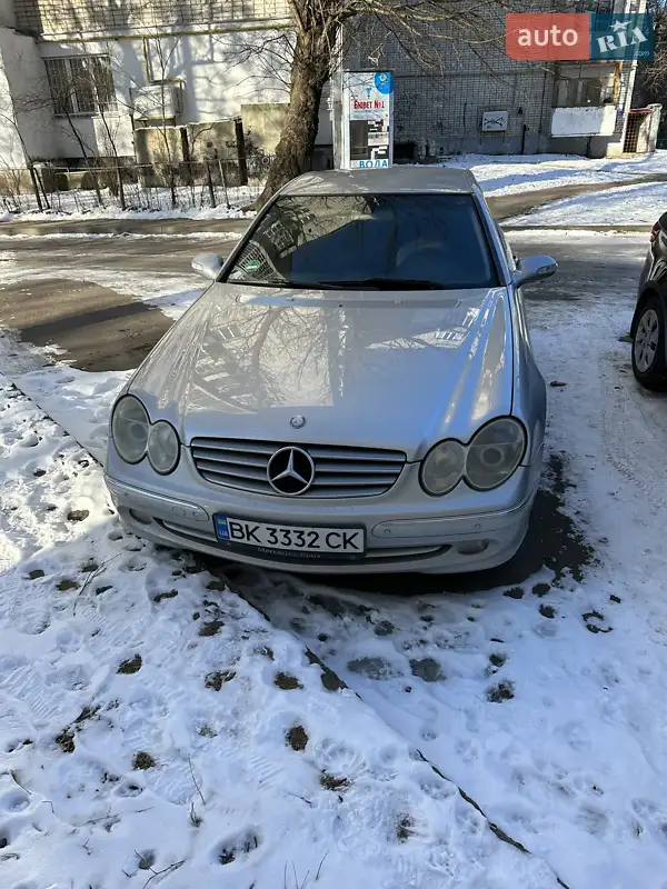 Mercedes-Benz CLK-Class 2004