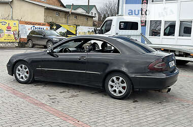 Купе Mercedes-Benz CLK-Class 2002 в 