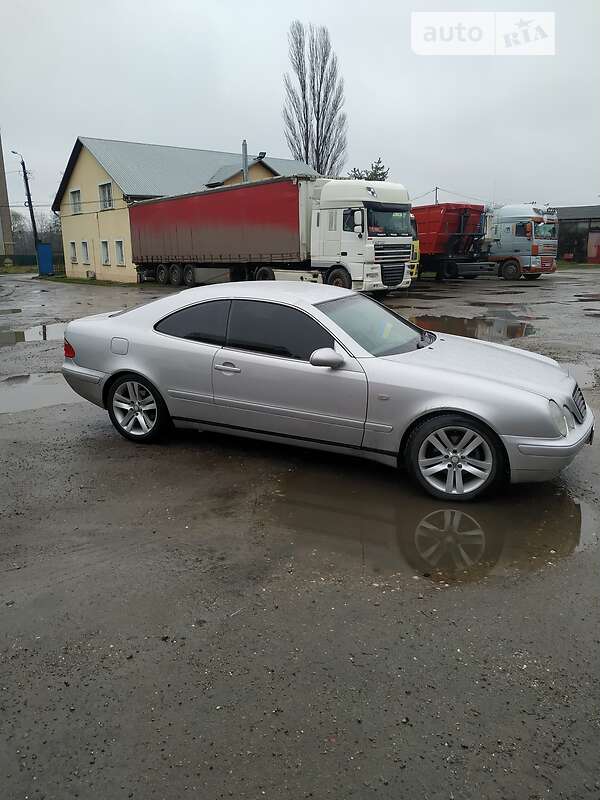 Мерседес бенц цлк