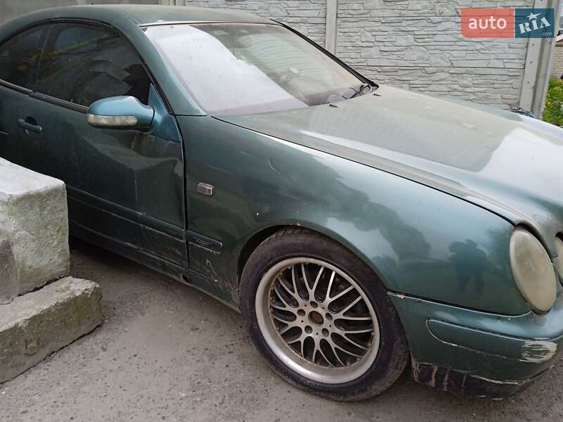 Купе Mercedes-Benz CLK-Class 2000 в Ровно