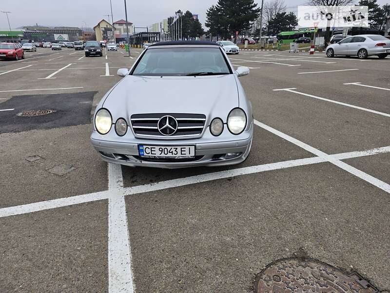 Кабриолет Mercedes-Benz CLK-Class 2001 в Сторожинце
