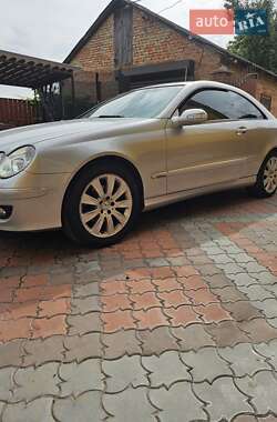 Купе Mercedes-Benz CLK-Class 2003 в 
