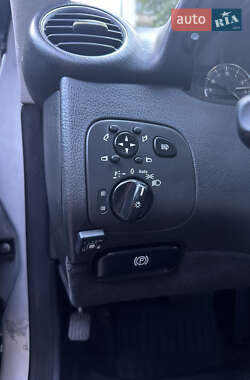 Купе Mercedes-Benz CLK-Class 2002 в 