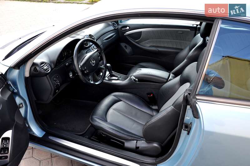 Купе Mercedes-Benz CLK-Class 2003 в Львове