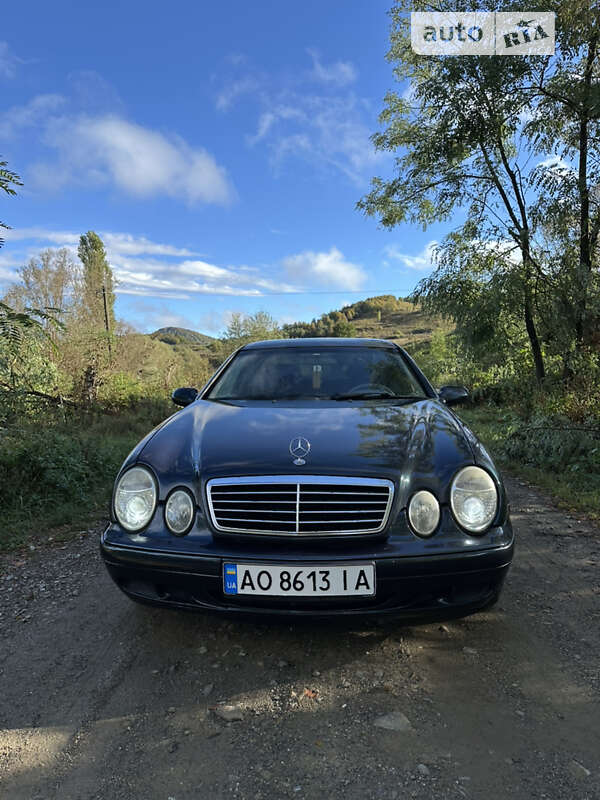 Купе Mercedes-Benz CLK-Class 1999 в Тячеве