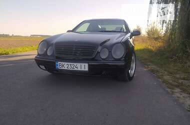 Купе Mercedes-Benz CLK-Class 1997 в Буську