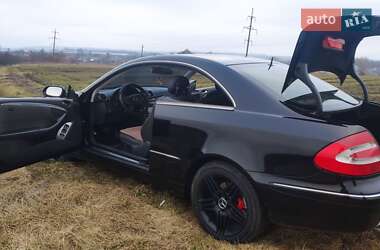 Купе Mercedes-Benz CLK-Class 2004 в 