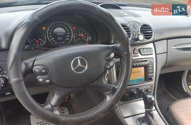 Купе Mercedes-Benz CLK-Class 2004 в 