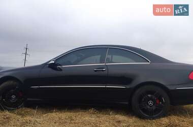 Купе Mercedes-Benz CLK-Class 2004 в 