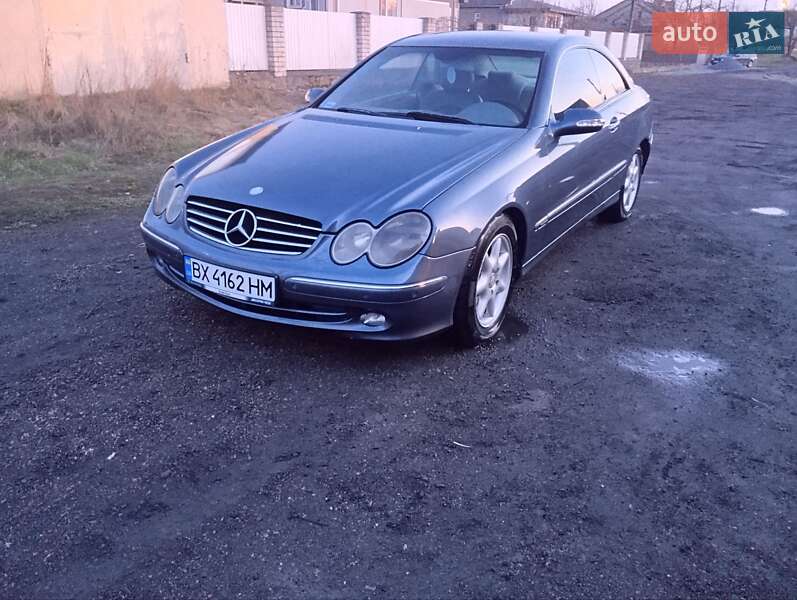 Купе Mercedes-Benz CLK-Class 2003 в Полонному