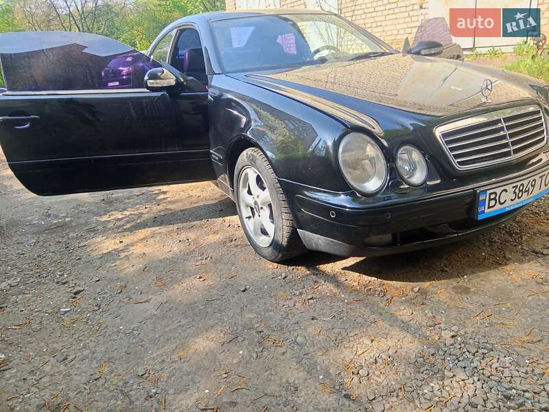 Mercedes-Benz CLK-Class 2001