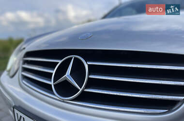 Купе Mercedes-Benz CLK-Class 2004 в 