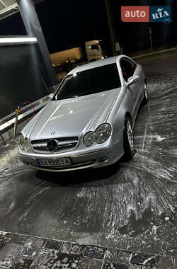 Купе Mercedes-Benz CLK-Class 2003 в 